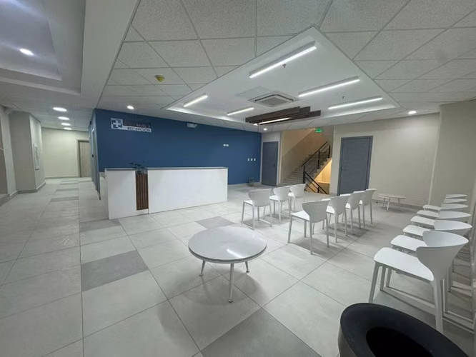 Alquiler o renta de local médico en Mediplaza