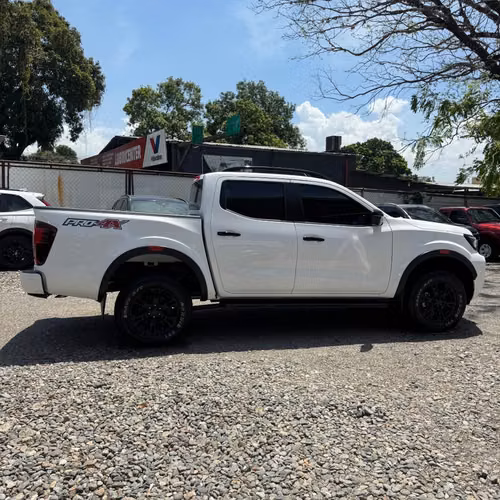 NISSAN FRONTIER PRO 4X 2026 - Imagen 6