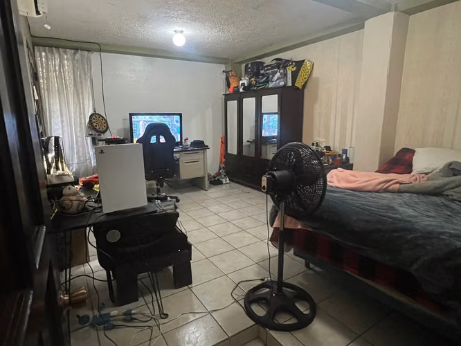  Vivienda en Venta | Colonia San Carlos – San Pedro Sula - Imagen 3