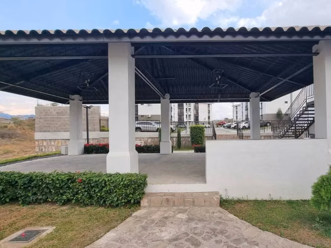 Alquiler de apartamento en Residencial Alcázar - Imagen 4