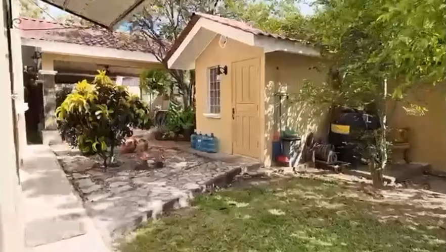  SE VENDE CASA DE 2 NIVELES EN COLONIA AURORA – EL PROGRESO, YORO - Imagen 5