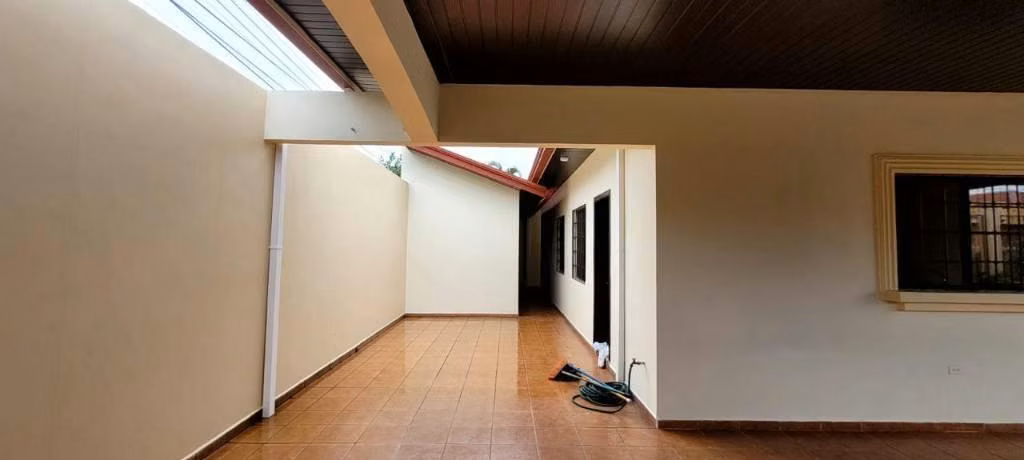 CASA EN VENTA  RESIDENCIAL VILLAS DEL CAMPO, SECTOR N.E. SPS - Imagen 2