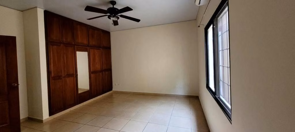 CASA EN VENTA  RESIDENCIAL VILLAS DEL CAMPO, SECTOR N.E. SPS - Imagen 3