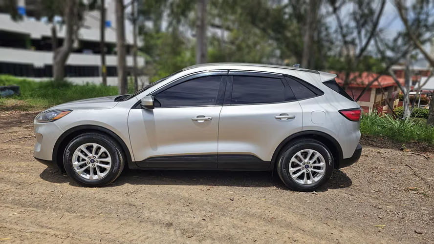 Ford Escape SE 2020 | 1.5 EcoBoost | 49,584 km | Tegucigalpa