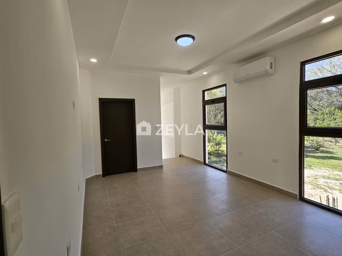 Se Vende Casa En Sector Blvr. Mackay, SPS - Imagen 6