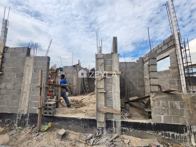 Preventa Casa Dos Niveles En Residencial Marsella, SPS - Imagen 3