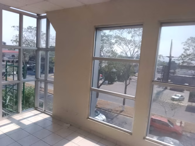 Locales Comerciales en Renta - Imagen 8