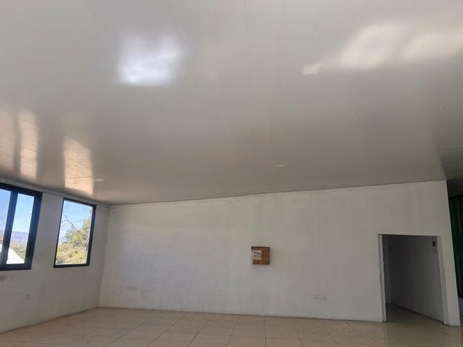 Bodega 1000 mts y oficina 200 mts completamente nueva