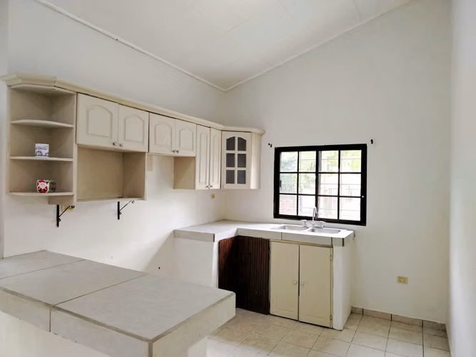 Casa en venta, Residencial Santa Mónica, sector norte SPS - Imagen 3