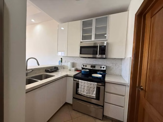 Alquiler apartamento full amueblado en Interplaza