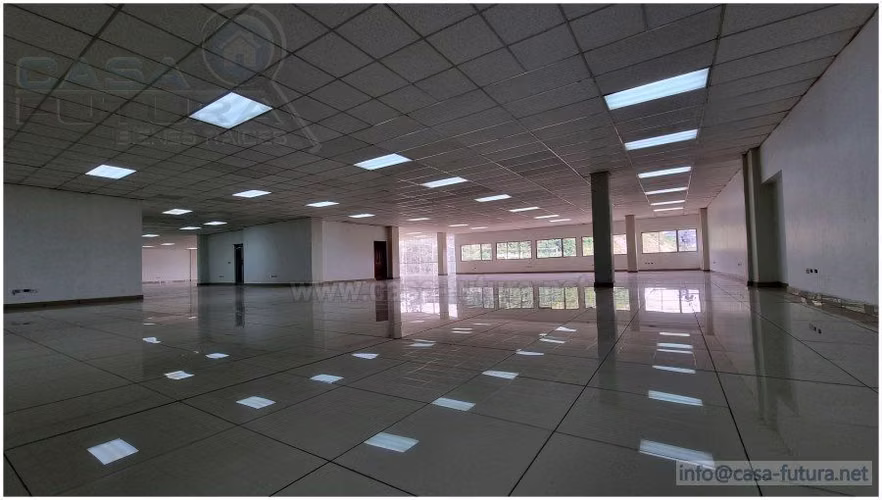 Gran Edificio de 5388 m2 de Oficinas en Venta ó Renta con Amplio Estacionamiento - Imagen 4