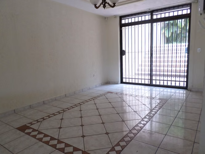 Se Renta Casa Col. Lomas del Guijarro