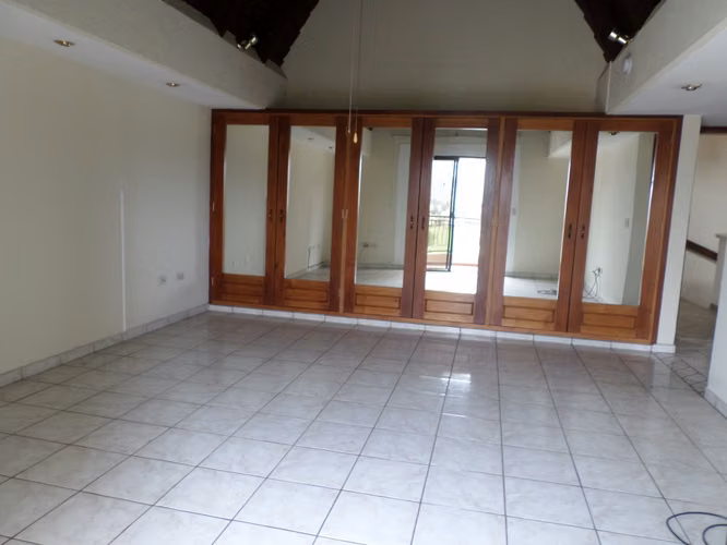 Se Renta Casa Col. Lomas del Guijarro