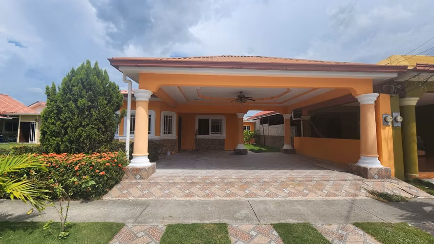SE VENDE CASA EN RESIDENCIAL SALAMANCA SAN PEDRO SULA
