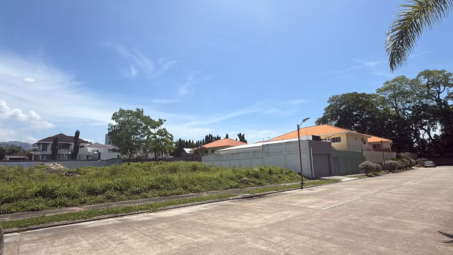 Se Vende Terreno Bosques del Merendon - Imagen 2