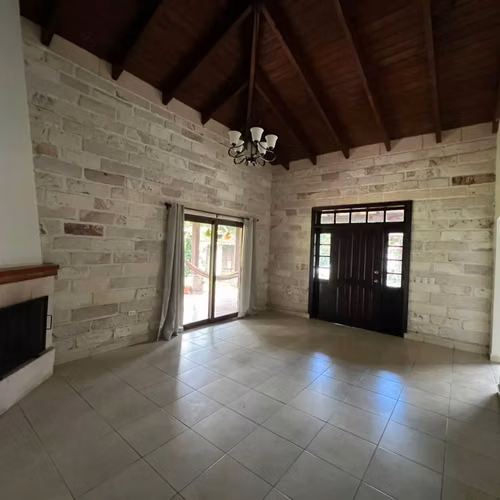 Casa en Venta - 4 habitaciones - Tatumbla - Amplio Jardin - Imagen 6