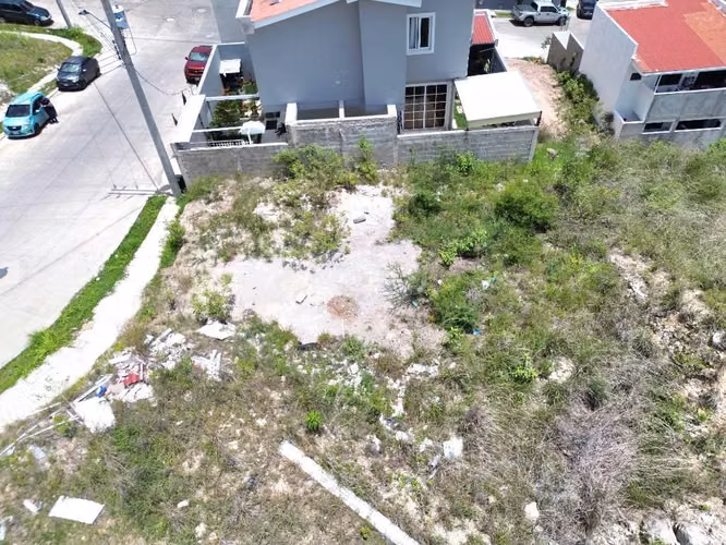 Venta de terreno en Villa Toscana - Imagen 6