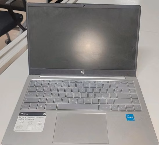 Computadora portátil hp 14