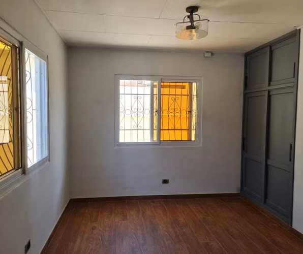 Se Vende Casa recién remodelada en Los Zorzales - Imagen 7