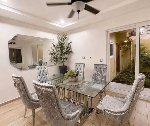 Se Alquila Casa amueblada en Res. Villa San Antonio - Imagen 4
