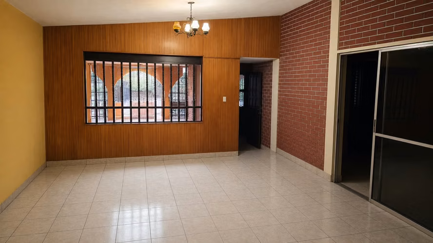 Se Vende Casa Col. Las Mecetas