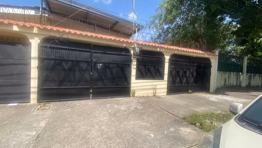 Se Renta Casa  para uso comercial - Imagen 7