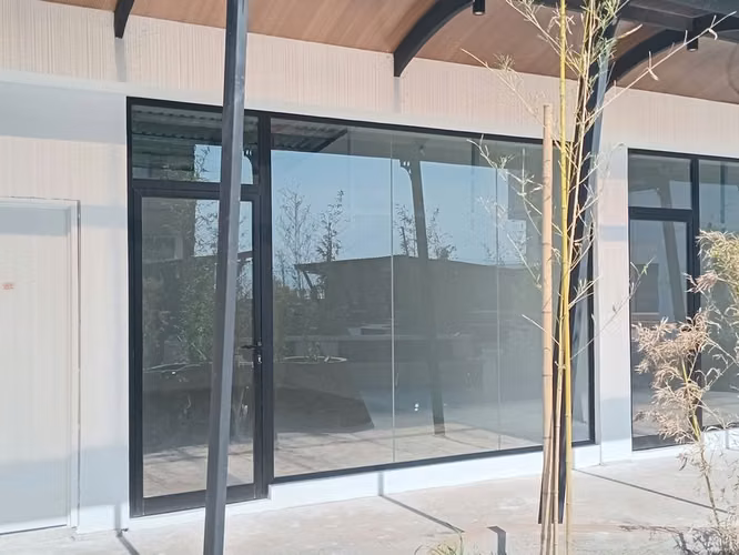 Local exclusivo para restaurantes en alquiler. - Imagen 2