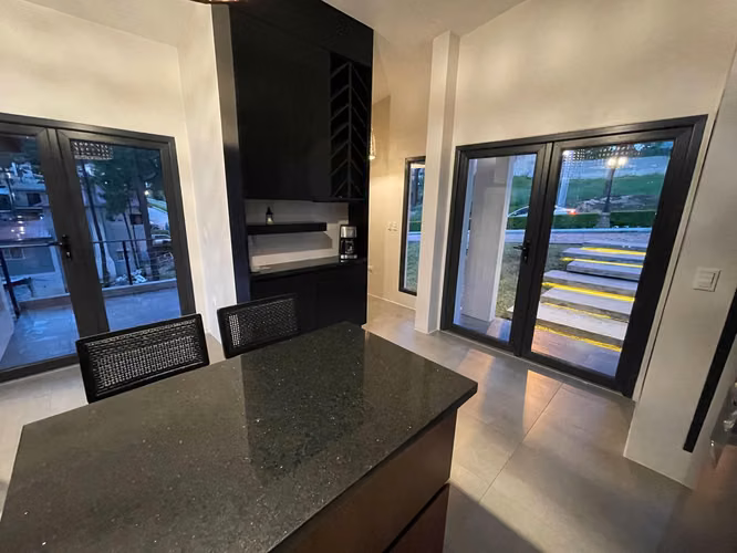 Se Vende Casa Res. Versalles, Valle Angeles - Imagen 2