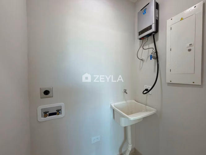 Se Alquila Apartamento En Condominios Masdevall, SPS - Imagen 7