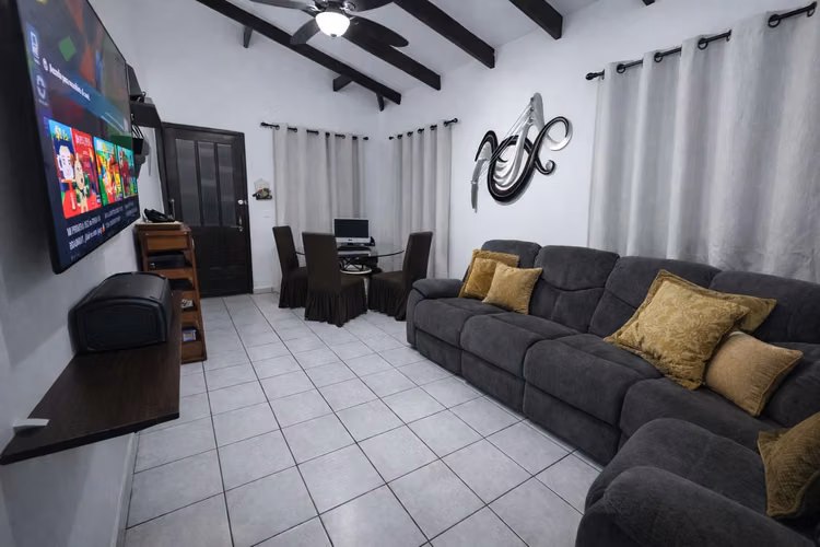  Casa en Venta en Bosques de Jucutuma – San Pedro Sula - Imagen 5
