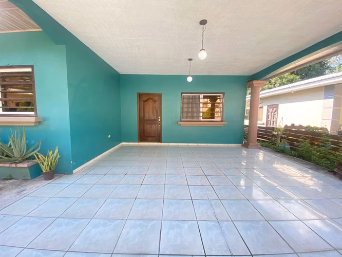  Se Vende Casa en Residencial Campisa – San Pedro Sula