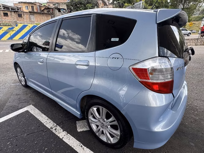 precioso ,Honda Fit ,  año 2009 , Sport , recién ingresado .
