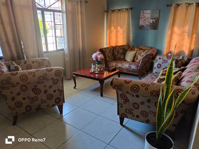 SE VENDE EDIFICIO DE APARTAMENTOS-Residencial Santa Mónica