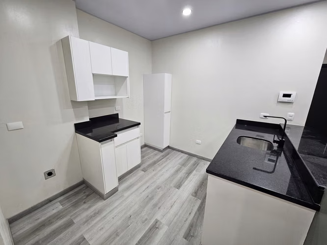 Alquiler Apartamentos Miraflores Sur - Imagen 2