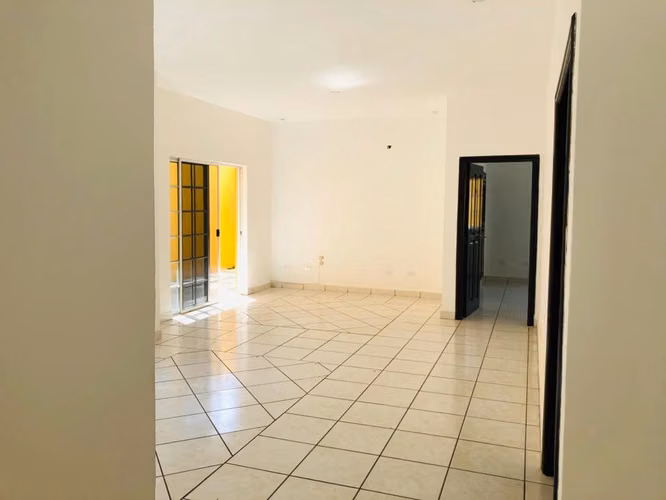 Se alquila apartamento en Res.. Los Arcos