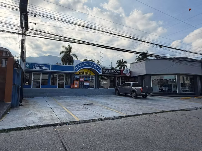 Local Commercial Rental in Barrio Rio Piedras
