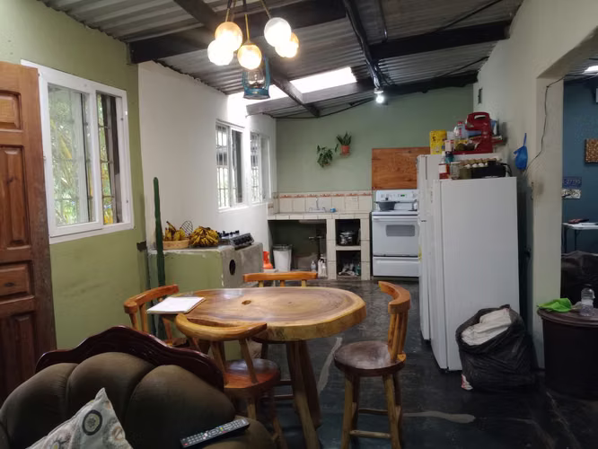 Se VENDE 2 casas / $ 250,000 – Negociable - Imagen 3