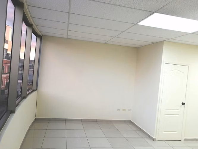 Local para oficinas en Torre Metropolis - Imagen 4