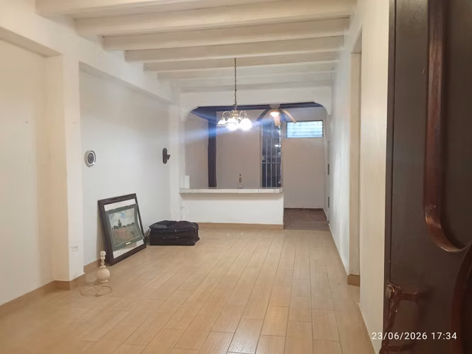 Se Vende Amplia Casa Col. 21 Octubre