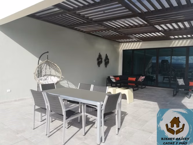 VENDO APARTAMENTO DE 2 HABITACIONES EN TORRE MODERNA DE LA COLONIA LOMAS DEL MAYAB