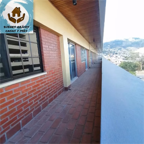 ALQUILO PISO PARA OFICINAS EN COLONIA SAN CARLOS, CERCA DEL BLVD MORAZÁN