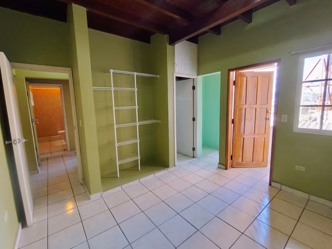Casa en venta en colonia Miraflores