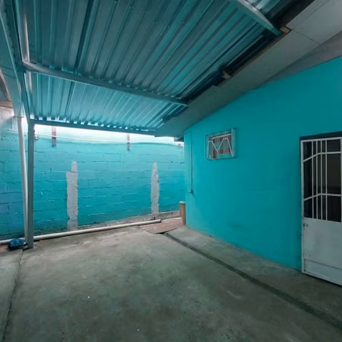 SE VENDE PROPIEDAD EN BARRIO CABAÑAS - Imagen 3