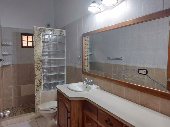 Casa en Venta en Residencial Villas Paraíso – San Pedro Sula - Imagen 7
