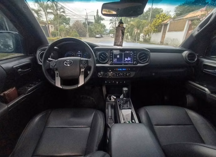 TOYOTA  TACOMA LIMITED (4x4) 2022