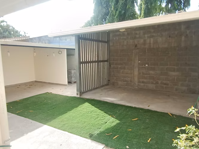  Casa en Renta en Residencial Los Molinos II – San Pedro Sula - Imagen 2