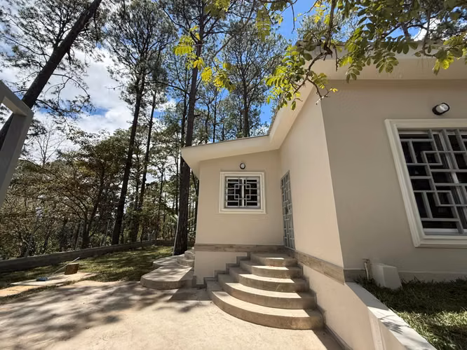 Town Houses For sale in Valle de Angeles, Colonia Los Lirios