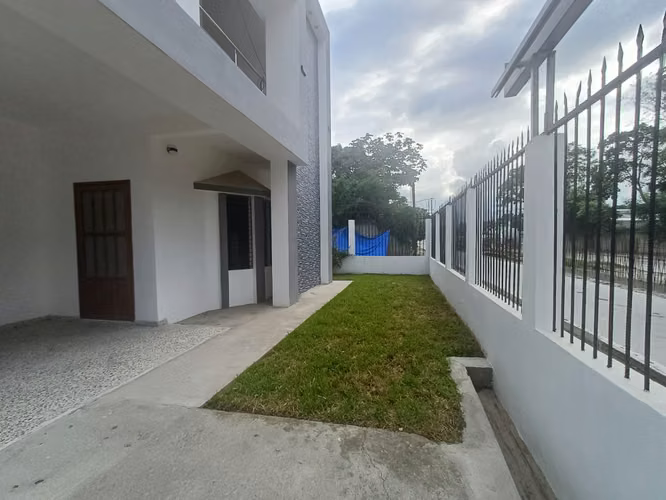 Se Alquila Amplia en Casa 27 calle - Imagen 7