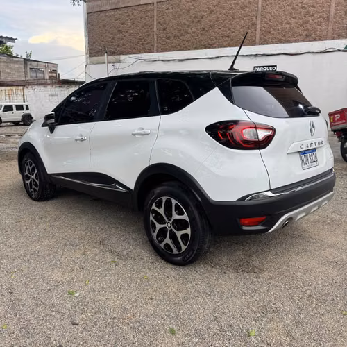 RENAULT CAPTUR 2023