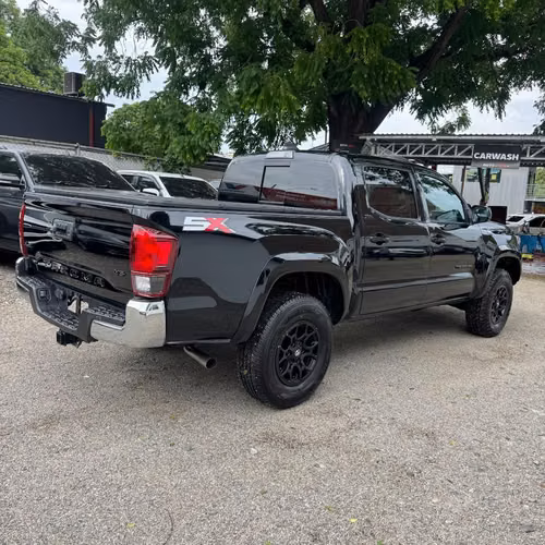 TOYOTA TACOMA 2023 - Imagen 6